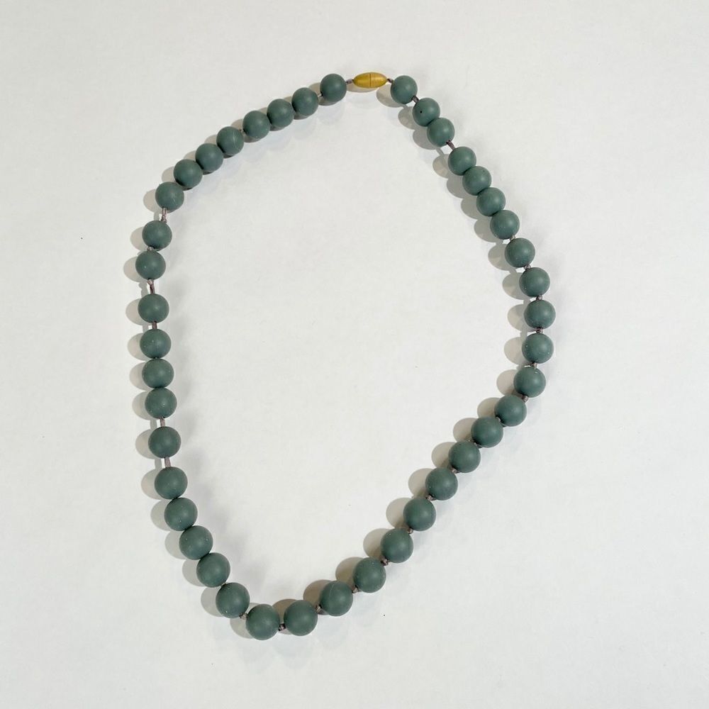Chew beads teething necklace